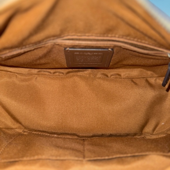 Coach Mara Hobo Sandy Beige Colorblock - Picture 4 of 5